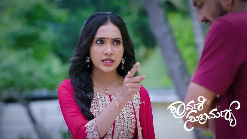 Subbu and Shravani Enjoy Pani Puri