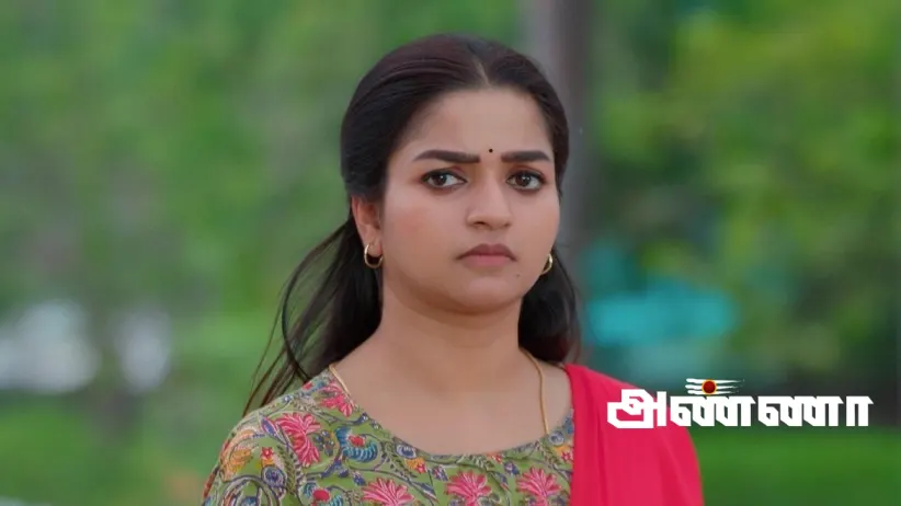 Soundirapandi is Shocked to See Bhagyam Dance