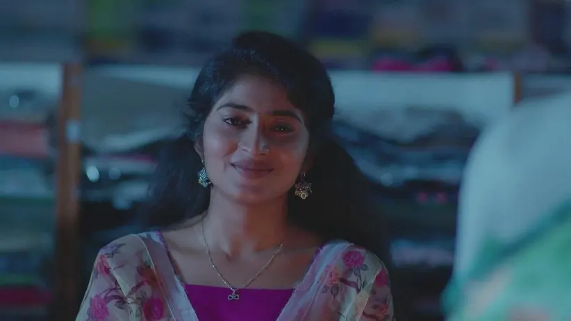 Veera Empathises with Maaran | Veera