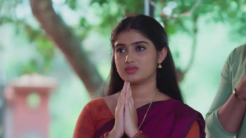 Lakshmi Goes to the Temple with Govind