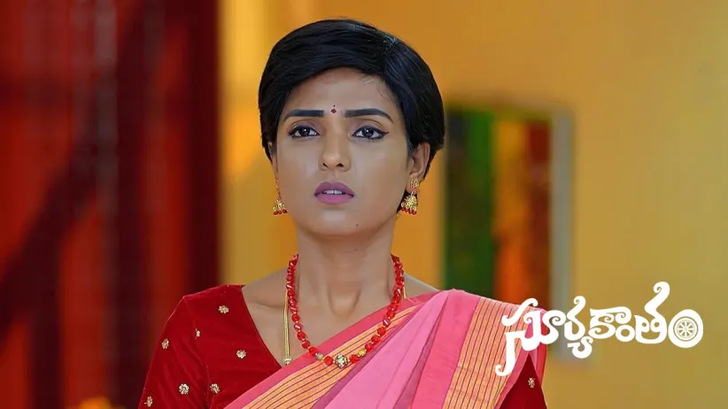 Giri Is Stopped from Telling the Truth to Kranthi