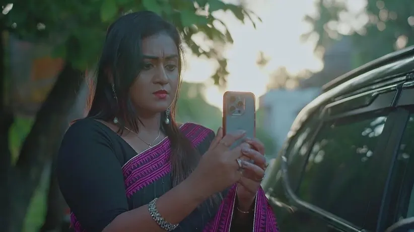 Archana Video Calls Avanthika | Mangalyam