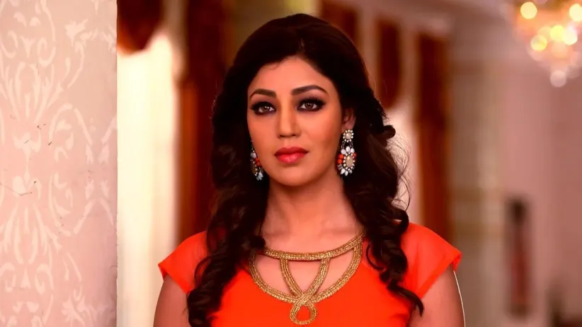 Santoshi Takes Madhu to the Hospital