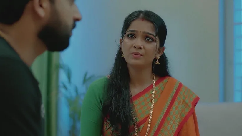 Archana Asks Sachi about Nandan