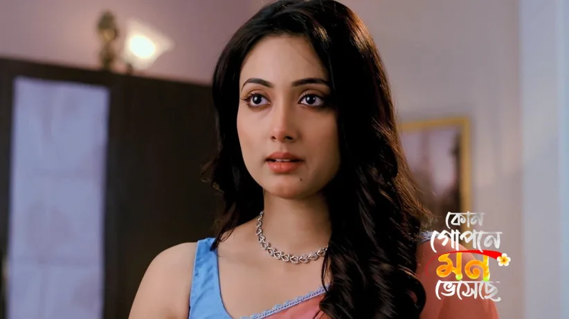 Aniket Asks Ahana to Take Lessons from Shyamoli