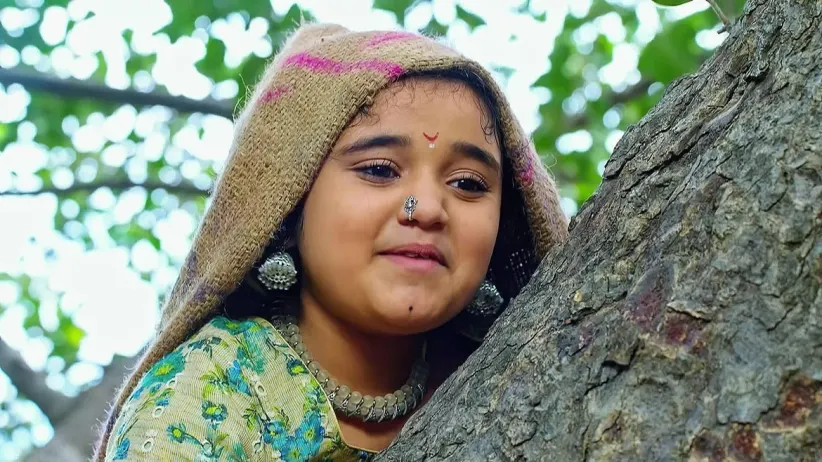 Kaveri Treats Narayanamma's Snake Bite