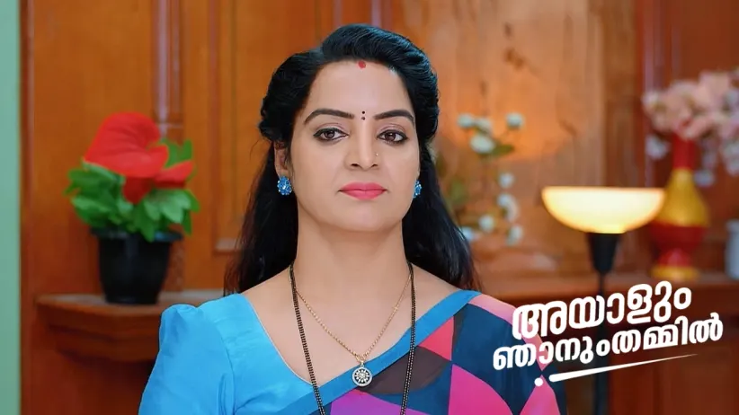 Jayanthi Collapses on Hearing Akhil’s Words