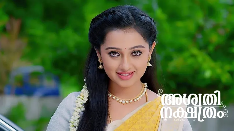 Avani Reaches Vedavathi's House