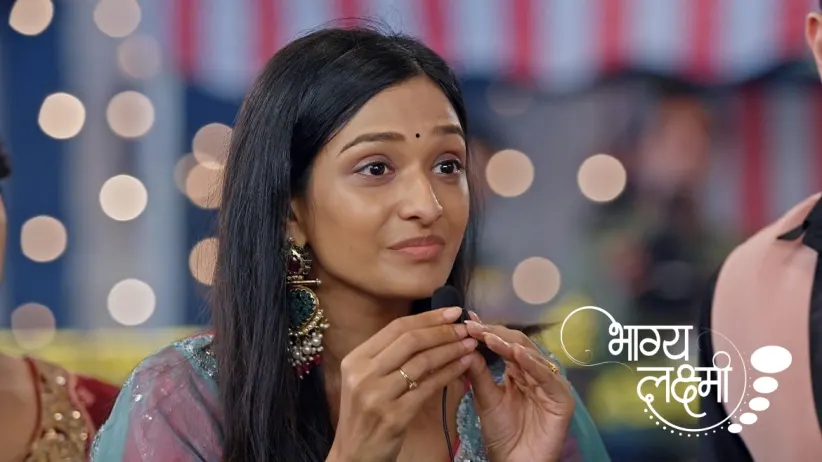 Parvati Is Scared after Seeing a Snake in the Borewell