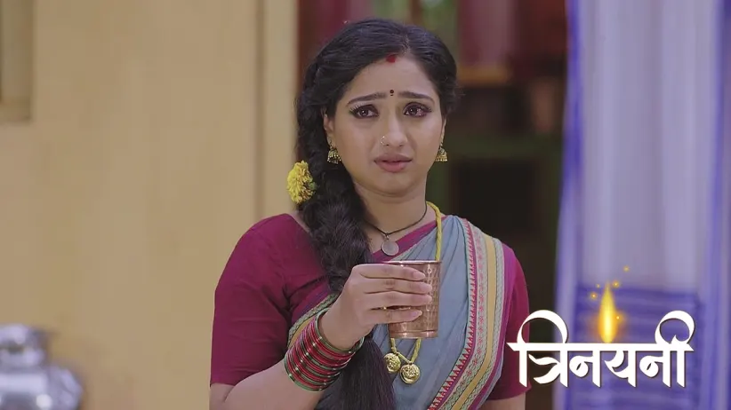Trinayani Gets a Sign of Vishal in Danger