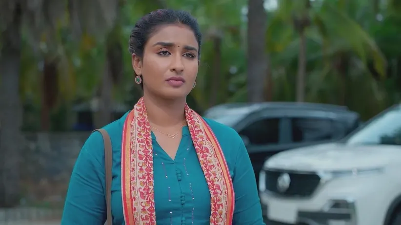Madhumitha Waits to Meet Goutham | Nenjathai Killathe