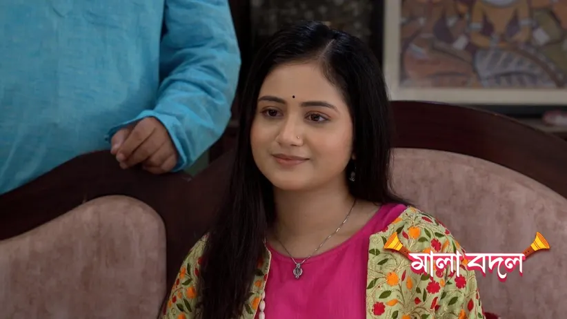 Bhavani Spills Sanctified Water on Kavya