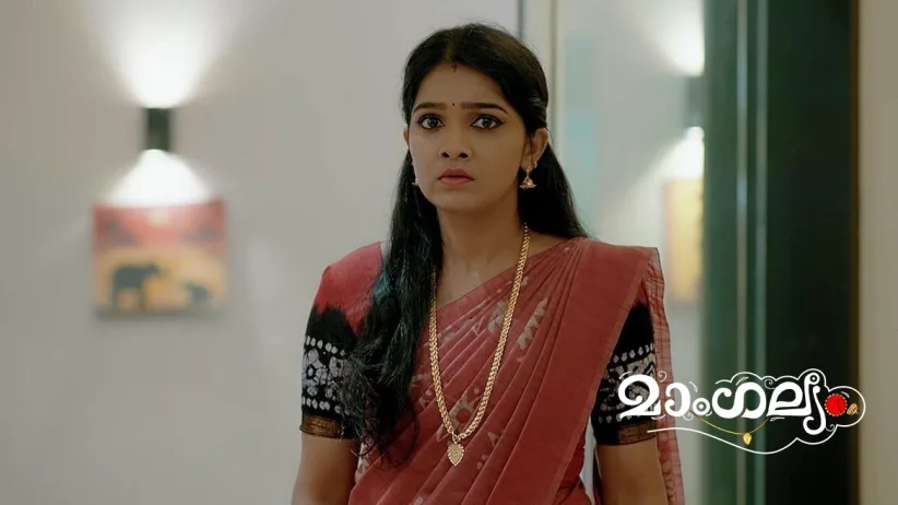 Archana Overhears Avanthika’s Conversation