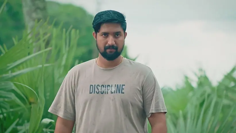 Nalini Has a Word with Jeevan