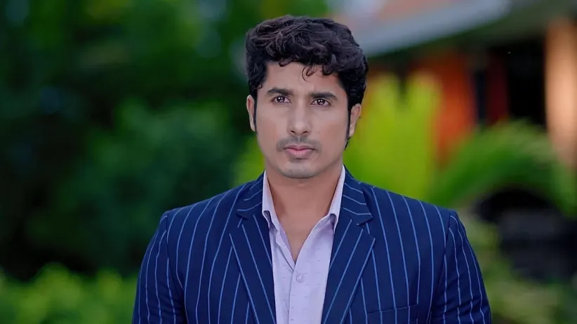 Ramayya Blackmails Janaki to Stop the Engagement