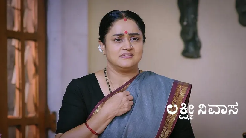 Jahnavi Sings to Cheer Lakshmi up