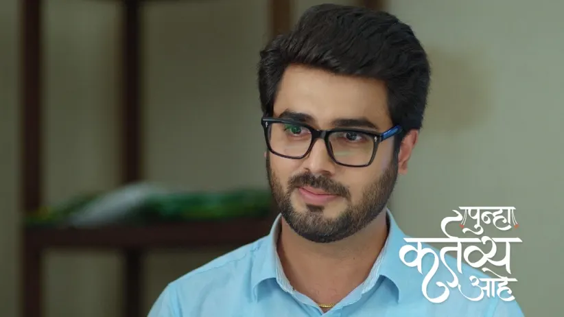 Jayashree Fumes as Akash Eats with the Ranades