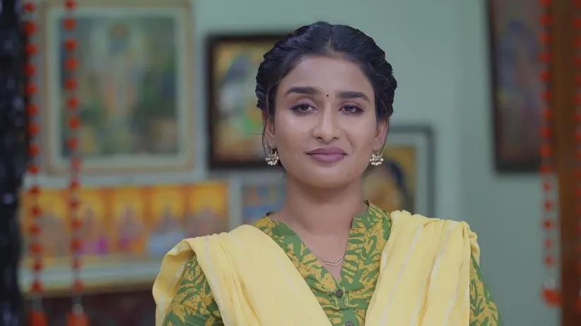 Goutham Embraces Jeeva | Nenjathai Killathe