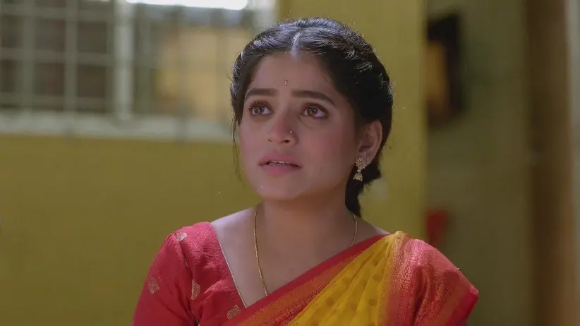 Priya Expresses Her Desire to Paaru | Paaru