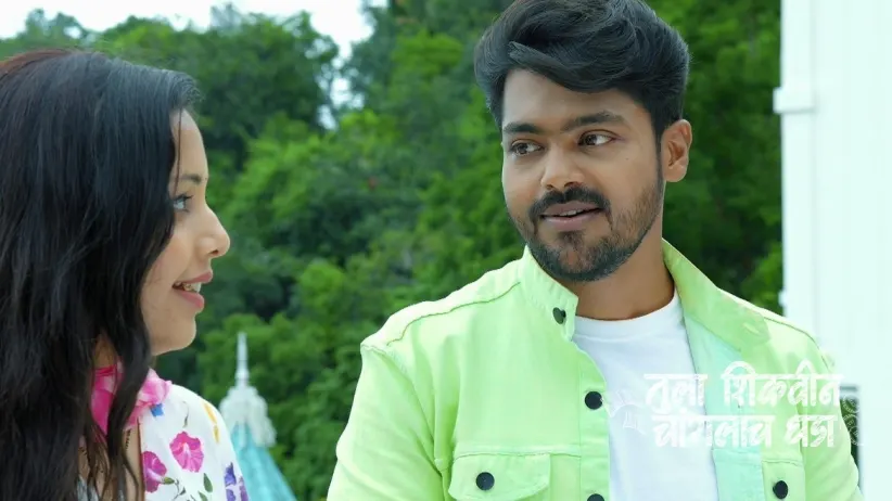 Adhipati and Akshara Reach Phuket