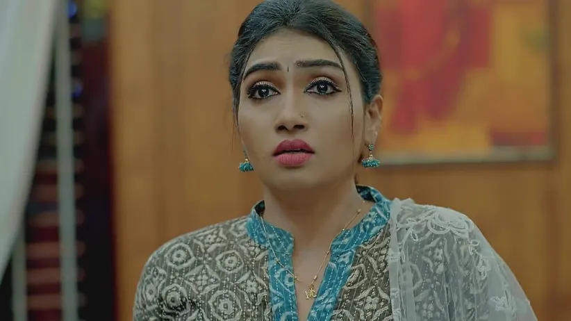 Savithri Provokes Karthik