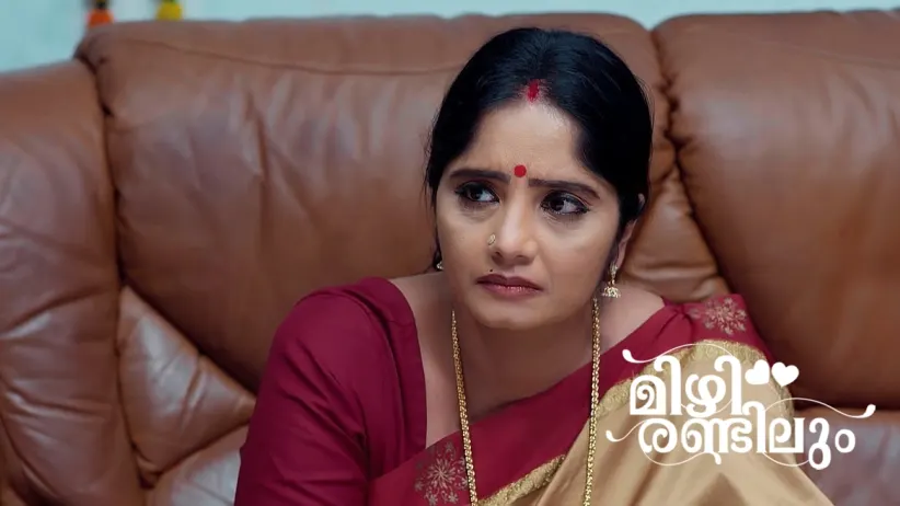 Lakshmi Performs the Lakshmi Puja