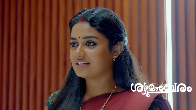 Aishwarya makes Arun massage her feet. Akhil shares his suspicion with Shyama about Aishwarya’s pregnancy. An employee informs Aishwarya of a project bagged by the company.
