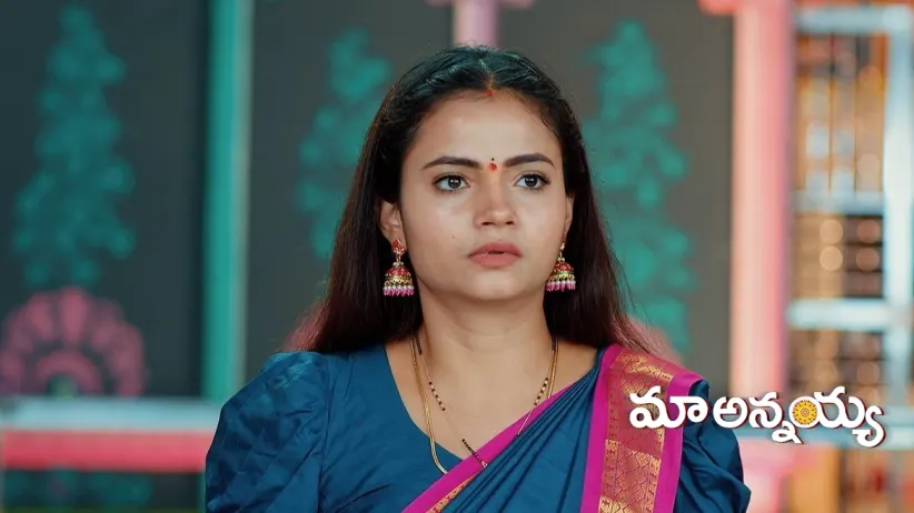 Nagavalli Stops Ganga from Killing Devaraju