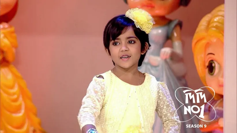 Little Sinjini Beautifully Performs a Dance