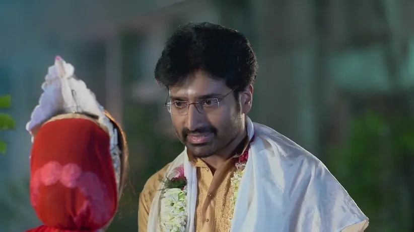 Kavya and Diti's Spat | Mala Bodol