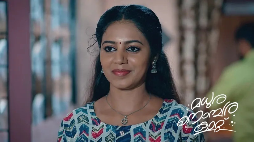 Sadanandan Hesitates to Correct Nithya