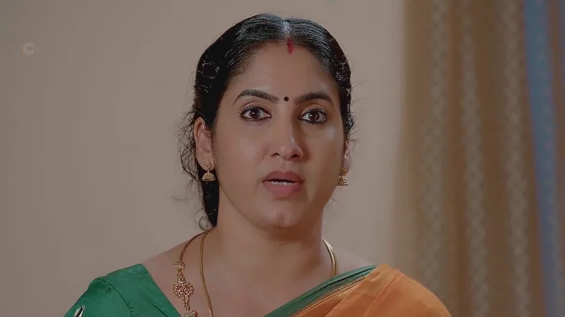 Maniyamma Shares Her Woes with Mythili