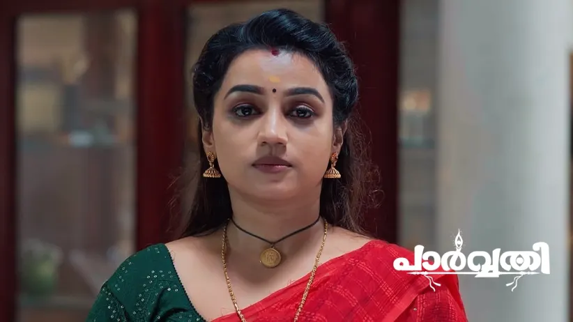 Vishal Hands the Property Documents to Parvathy