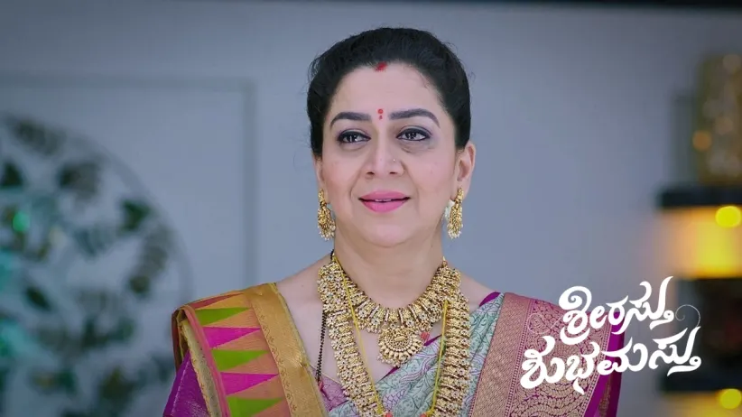 Avinash Welcomes Tulasi and Madhav Home