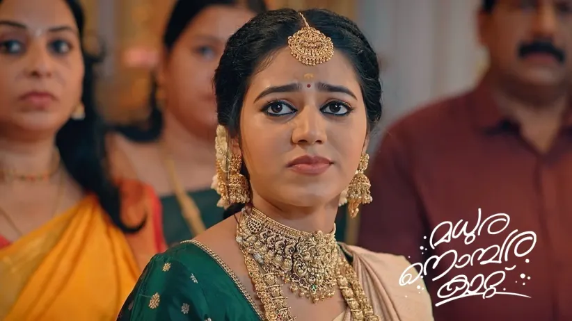 Sivanandan Tries to Stop Nithya’s Wedding