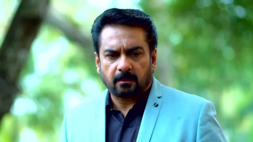 Sudarshanan Gives Ravi Varman a Task