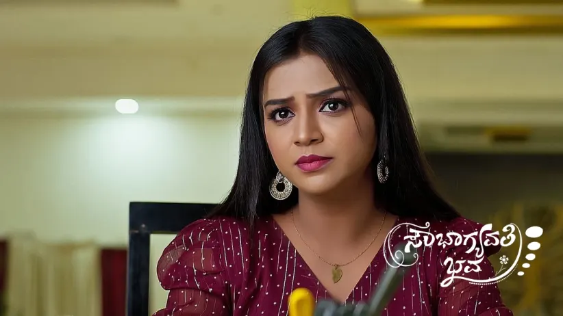 Bhagyalakshmi Sees Santosh with a Girl