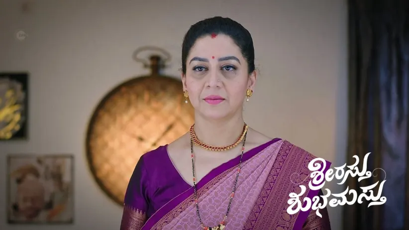 A Daydream Startles Sandhya