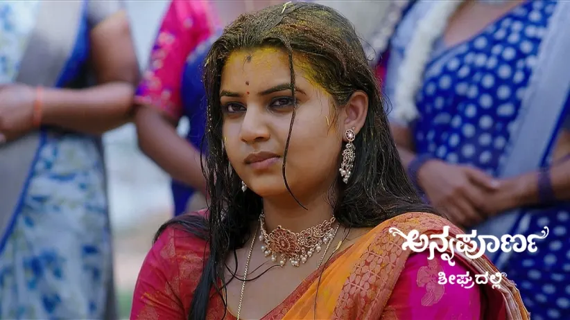 Niharika Falls Prey to Her Evil Plan