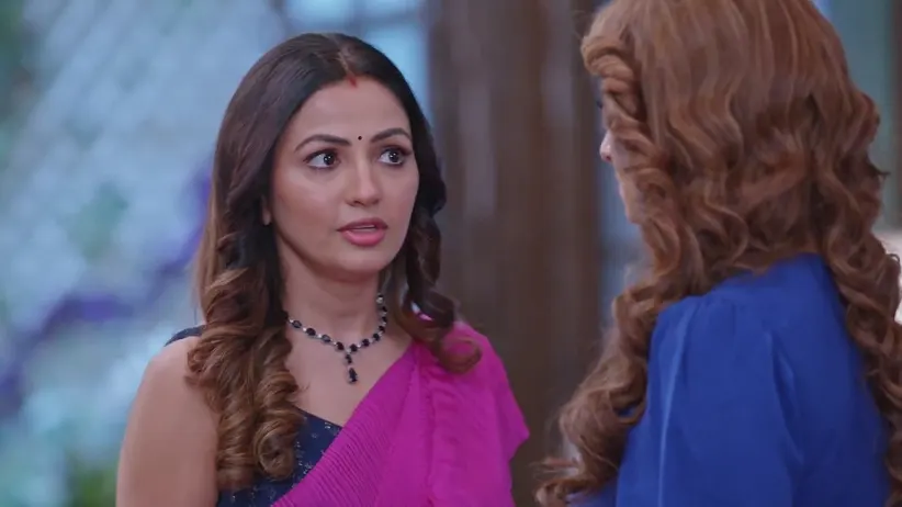 Deepika Cautions Monisha about Purvi | Kumkum Bhagya