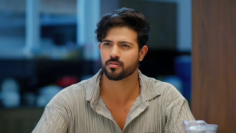 Bhoomi Tries to Contact Krishnaprasad