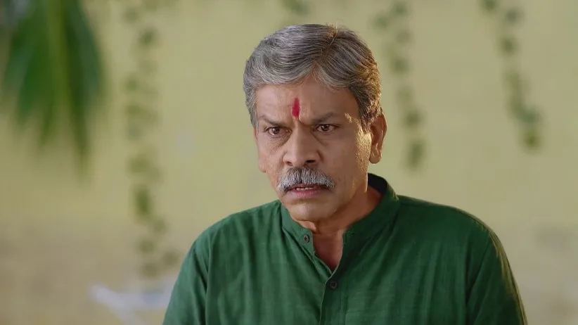 Priya Asks Disha to Apologise to Ganu