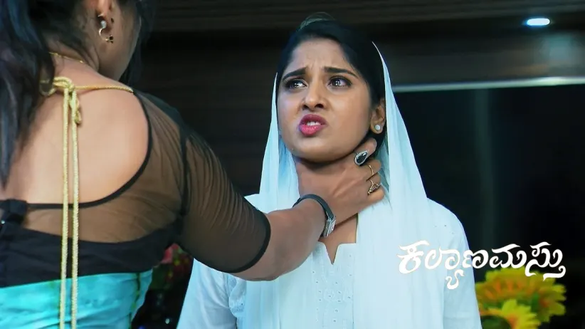 Nithya's New Act in front of Roopa Srinivas