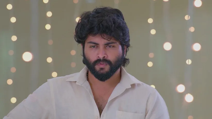 Valli Pleads with Maaran | Veera