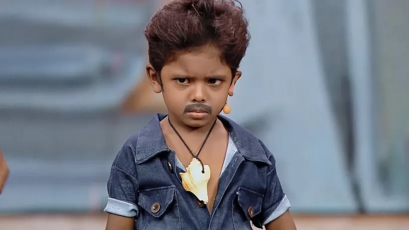 The Kids Reenact the Film Chatrapathi