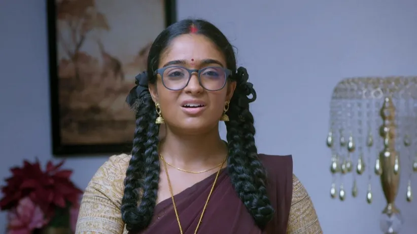A Buyer Arrives to Buy Roopa