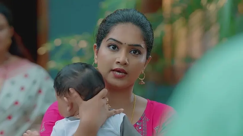 Karthik Is Impressed by Meenakshi | Valsalyam