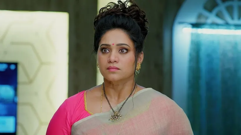 Sharath Questions Apoorva about the Anklets
