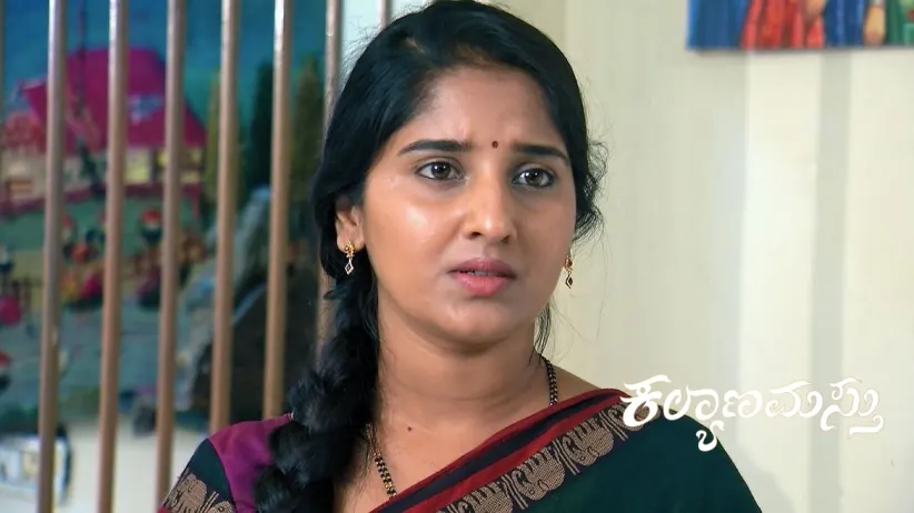 Janaki and Her Children Rent Meenakshi's House
