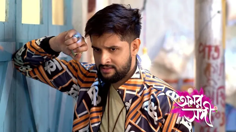 Shree Shows up in Raj's Neighbourhood